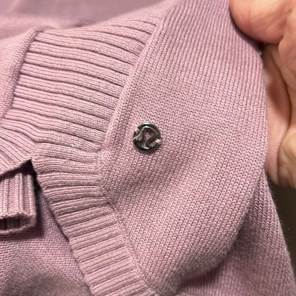 Lululemon Hallo Aloe Pullover Size 10 - Picture 7 of 10